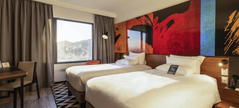 圣地亚哥普罗维登西亚诺富特酒店(Novotel Santiago Providencia)图片