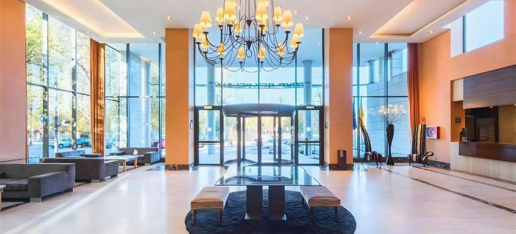 希洪佩拉约国王爵怡酒店(Hotel Zentral Gijón Rey Pelayo)图片