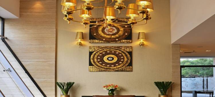 萨诺瓦波蒂科莫耶蒂克科特酒店(Majestic Court Sarovar Portico)图片