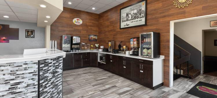 威诺纳温德姆速8酒店(Super 8 by Wyndham Winona MN)图片