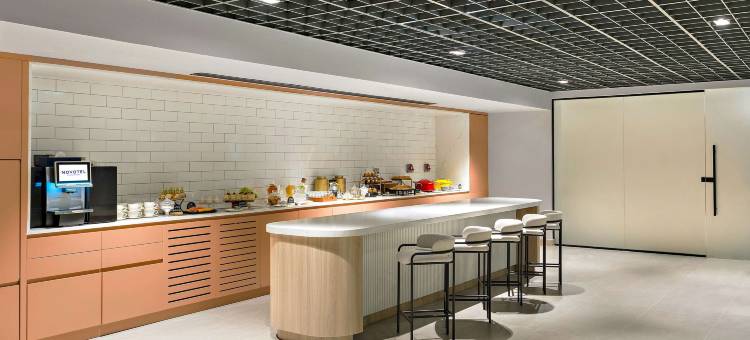 阿布扎比阿尔布斯坦诺富特酒店(Novotel Abu Dhabi Al Bustan)图片