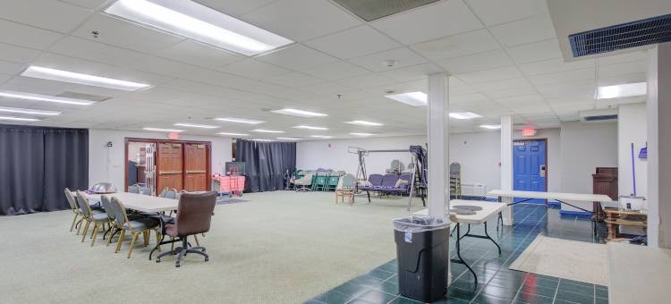 靠近洛克斯特格罗夫I 75的种植园客栈及套房(Plantation Inn & Suites Near Locust Grove I 75)图片