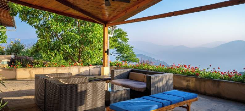 生活之树Junoon山中(Tree of Life Junoon in the Hills)图片