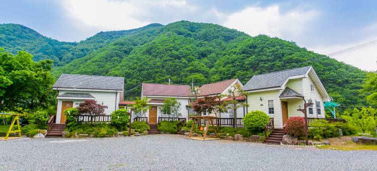 Miryang Firefly Pension图片