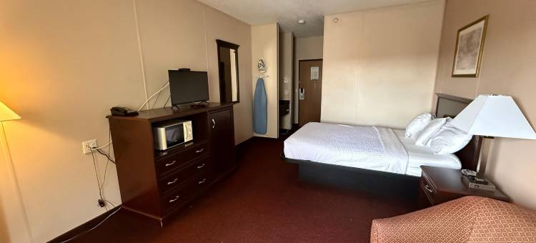 威利斯顿的公平桥旅馆和套房(FairBridge Inn & Suites Williston)图片