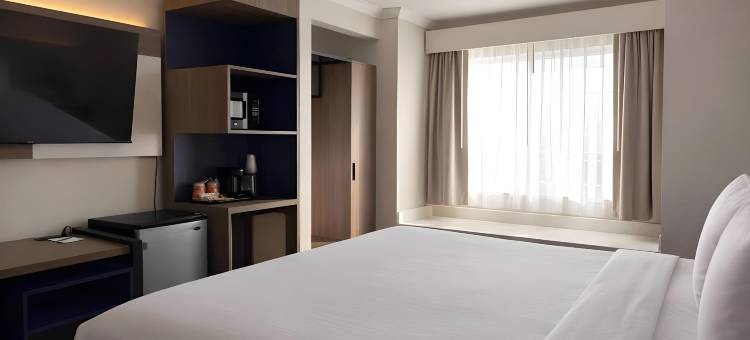 伊克诺圣罗莎南酒店及套房(Econo Lodge Inn & Suites Santa Rosa South)图片