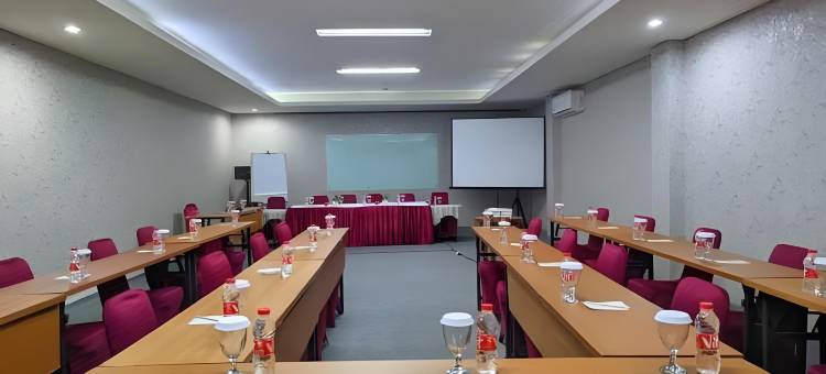 纳伦德拉广场酒店-苏邦(Hotel Nalendra Plaza Subang)图片