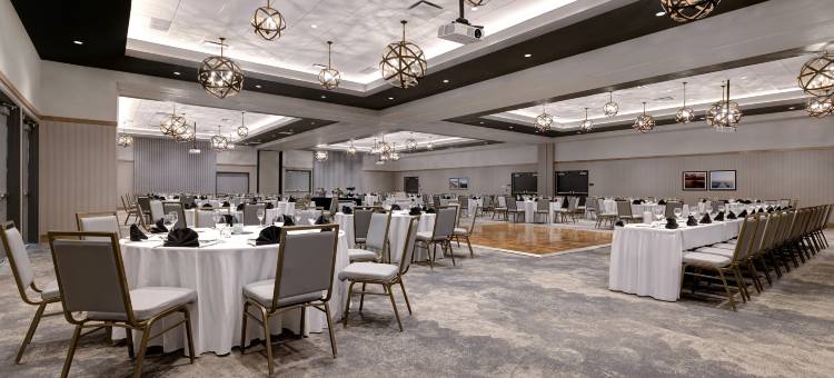 希尔顿奥克克里克米尔沃基家园套房(Homewood Suites by Hilton Oak Creek Milwaukee)图片