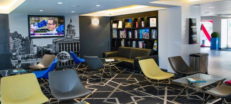 诺丁汉润姆斯公寓式旅馆(Roomzzz Nottingham City)图片