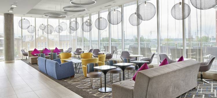 埃德蒙顿市中心希尔顿逸林酒店(DoubleTree by Hilton Edmonton Downtown)图片