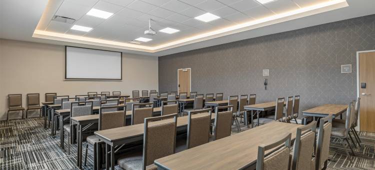 希尔顿沃克大急流城北部的家伍德套房酒店(Homewood Suites by Hilton Walker Grand Rapids North)图片