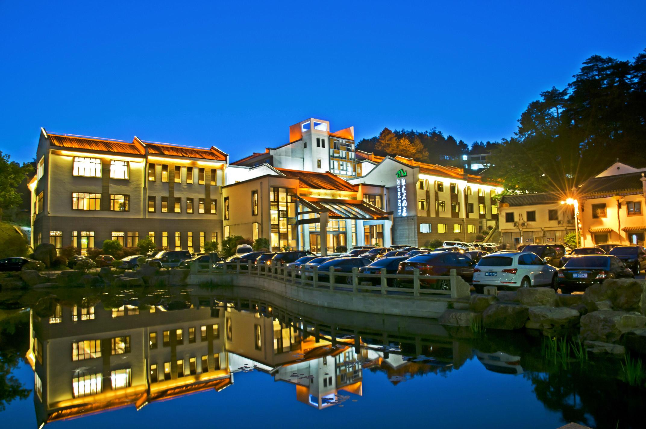 Julong HotelHotel Overview