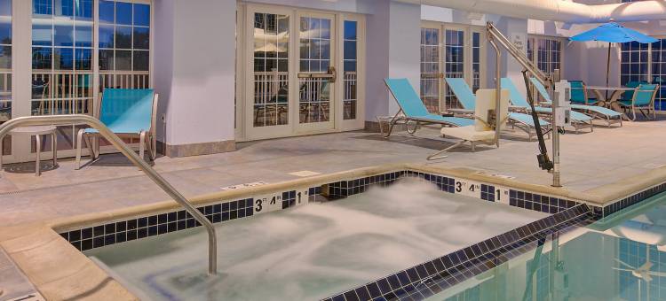 佩托斯基智选假日套房酒店(Holiday Inn Express & Suites Petoskey)图片