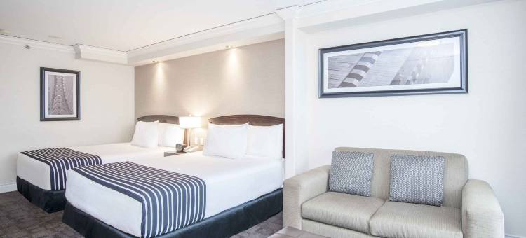 多伦多机场桑德曼签名酒店(Sandman Signature Toronto Airport Hotel)图片
