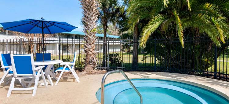 代托纳比奇/国际高速公路温德姆呗盟酒店(Baymont by Wyndham Daytona Beach/Intl Speedway)图片