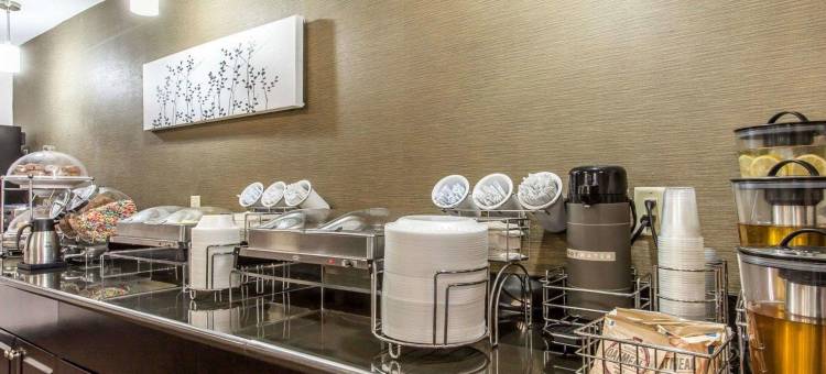 I-90 及阿什塔比拉区舒眠套房酒店(Sleep Inn & Suites Near I-90 and Ashtabula)图片