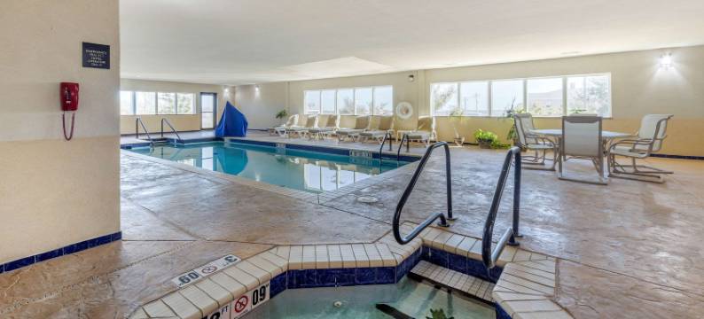 佩里I-35舒适套房酒店(Comfort Inn & Suites Perry I-35)图片