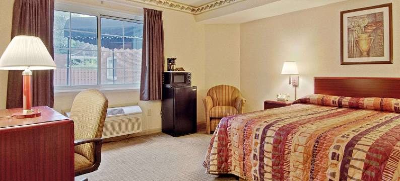 克利夫兰莱克伍德温德姆戴斯酒店(Days Inn by Wyndham Cleveland Lakewood)图片