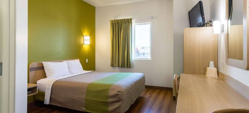 锡达城6号汽车旅馆(Cedar City, UT)图片