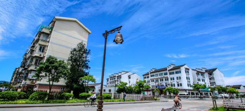 普陀山岛内客栈精品民宿(六峤路1号分店)图片