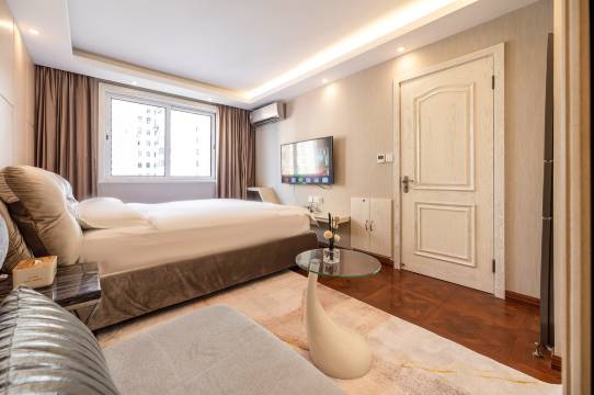 雅乐民宿(法华镇路分店)