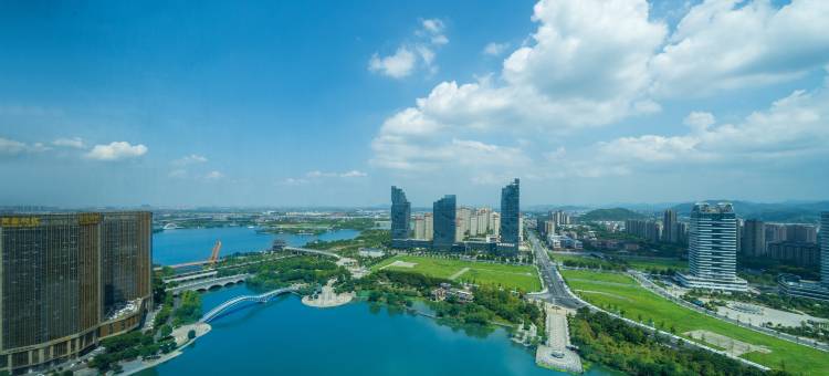 绍兴世茂皇冠假日酒店图片