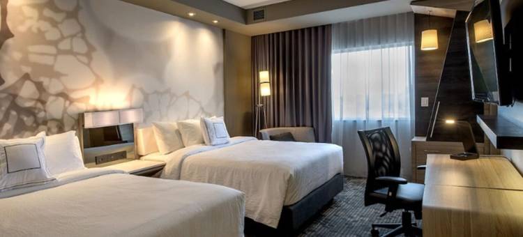 圣路易波托西洛斯拉戈斯万怡酒店(Courtyard San Luis Potosi, Los Lagos)图片