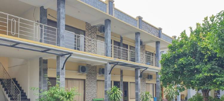 Bromo 22 Homestay Syariah Near Terminal Bayuangga Probolinggo Mitra RedDoorz图片