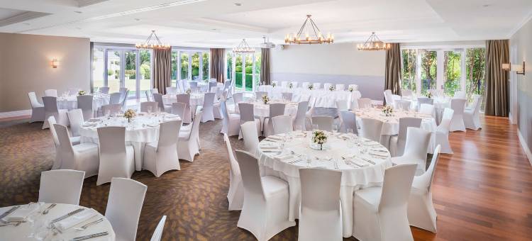 希尔顿陶波湖酒店(Hilton Lake Taupo)图片