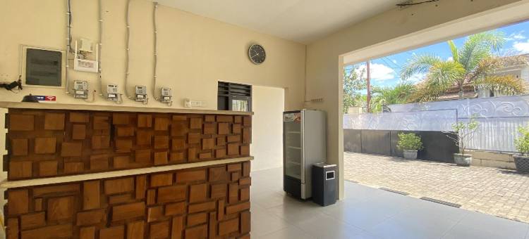 De Homestay Mitra RedDoorz Bitung图片