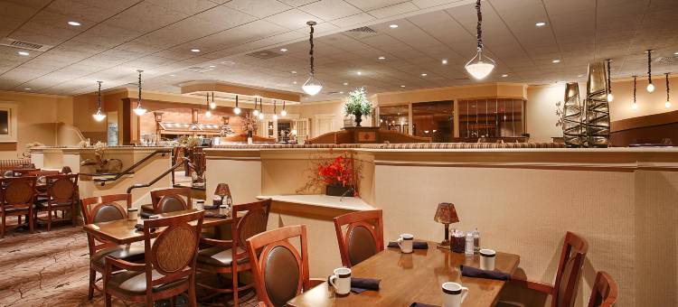 伊甸园套房酒店及度假村，贝斯特韦斯特至尊精选(Eden Resort and Suites, BW Premier Collection)图片