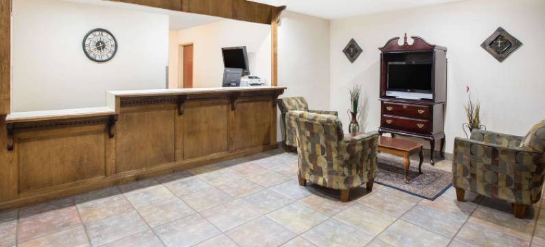 尤尼斯戴斯套房酒店(Days Inn & Suites by Wyndham Eunice)图片