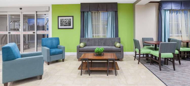 米德兰中心呗盟套房酒店(Baymont by Wyndham Midland Center)图片