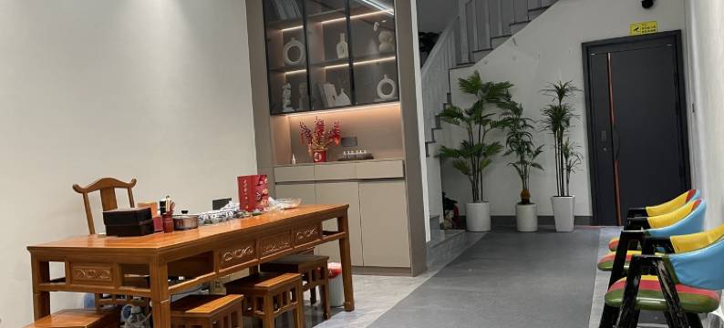 傍山云宿公寓(凤凰路分店)图片