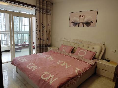 悦客之家店张小燕民宿(雷甘路分店)