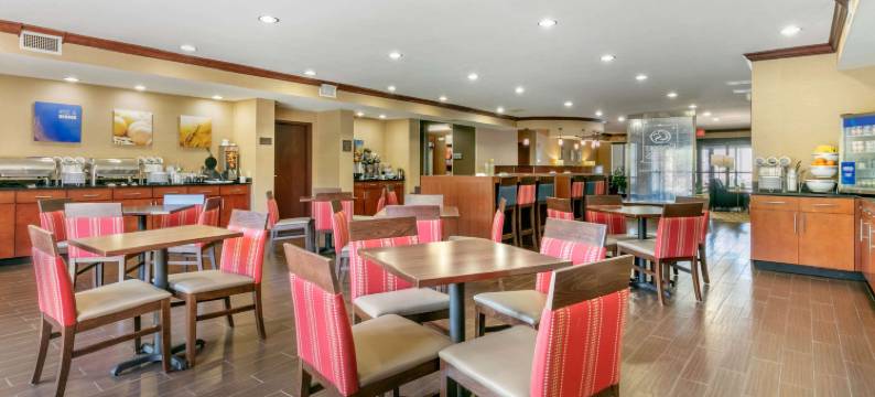 舒适套房酒店(Comfort Suites)图片