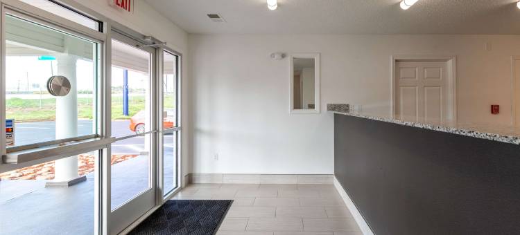 郊区开间斯巴坦堡 - I-26(Suburban Studios Spartanburg - I-26)图片