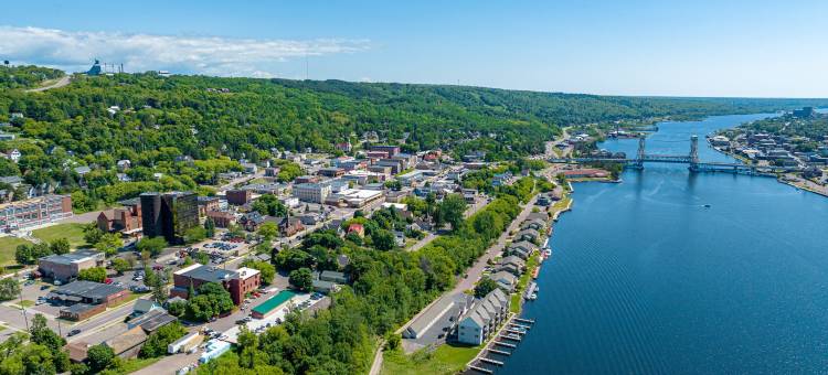 铜冠马格努森酒店(Magnuson Copper Crown)图片