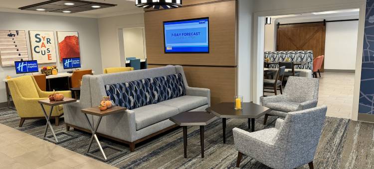 智选假日套房酒店德威特(雪城)(Holiday Inn Express & Suites Dewitt (Syracuse))图片