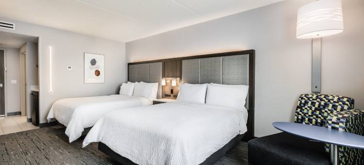 多伦多机场南洲际智选假日套房酒店(Holiday Inn Express & Suites Toronto Airport South)图片
