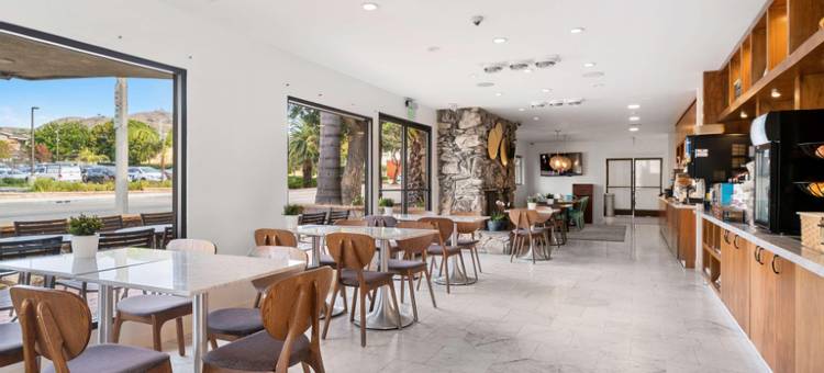 本图拉贝斯特韦斯特优质酒店(Best Western Plus Inn of Ventura)图片