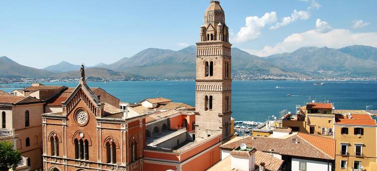 Mariasofia Master Suite with Private Bathroom图片