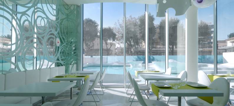 爱套房酒店(I-Suite Hotel)图片