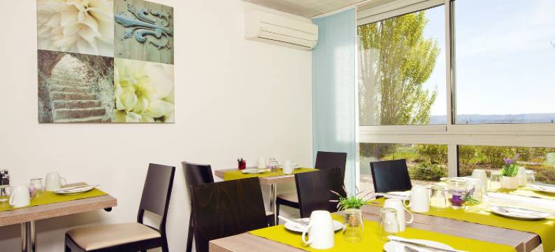 塞祖尔阿菲尔马诺斯克穆林内弗酒店(Apparthotel Séjours & Affaires Manosque)图片