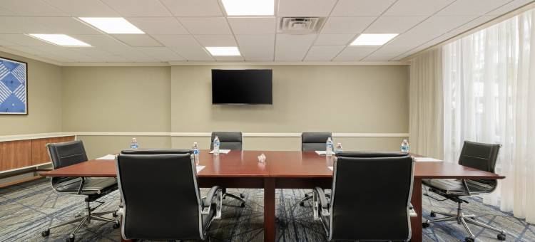 Holiday Inn Express & Suites FT。劳德代尔 - 人工林(Holiday Inn Express & Suites FT. Lauderdale-Plantation)图片