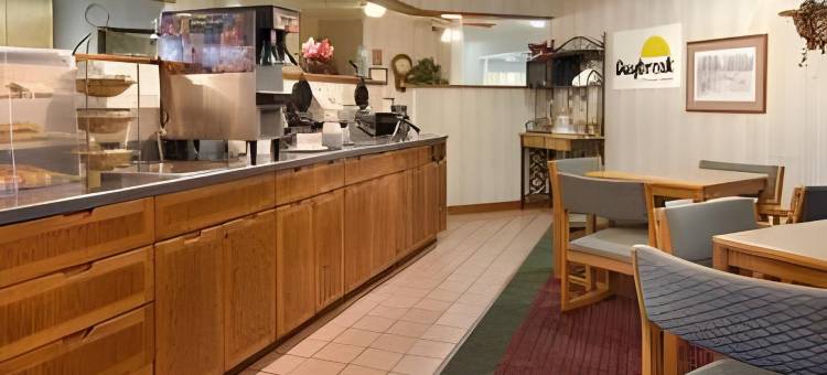 法戈机场第19大道/机场圆顶温德姆戴斯套房酒店(Days Inn & Suites by Wyndham Fargo 19th Ave/Airport Dome)图片