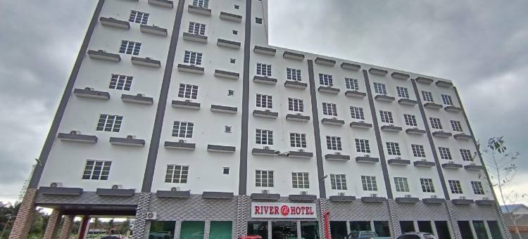 河畔酒店(River Hotel)图片