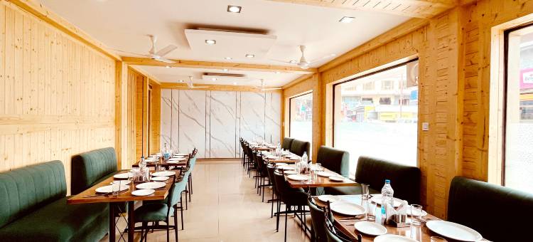 阿米特酒店(Hotel Amit - 5 Mins Drive to Airport)图片