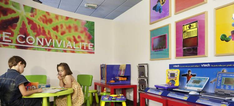 宜必思尚品奇诺酒店(Ibis Styles Chinon)图片