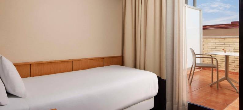 恩尔茨瓦伦西亚城市iStay酒店(iStay by NH Ciudad de Valencia Hotel)图片